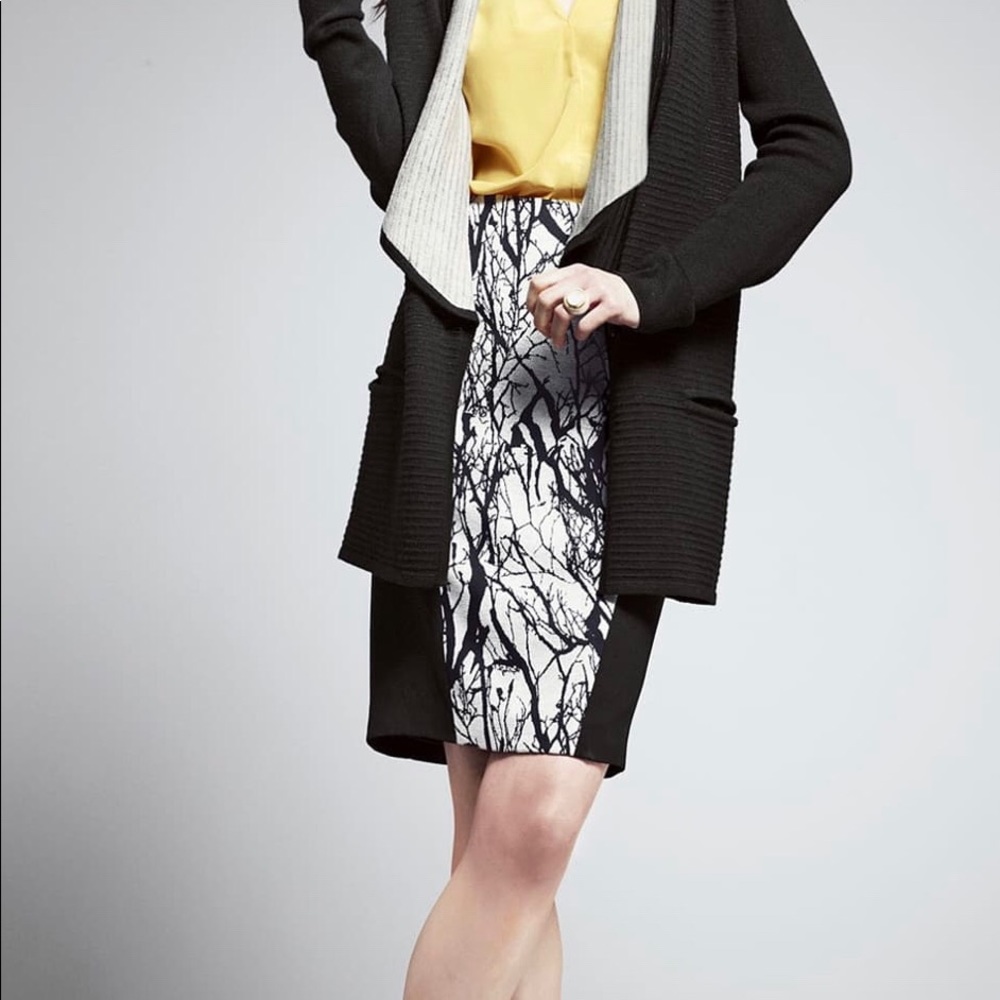 Rachel Roy size 12 Black & White Crepe Skirt